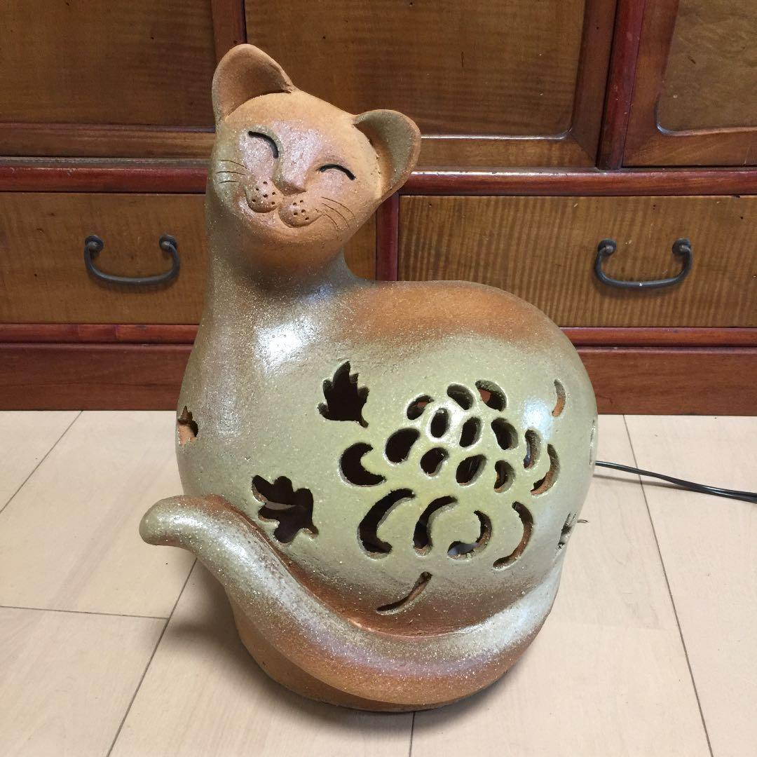 猫のライト 菊柄 陶芸