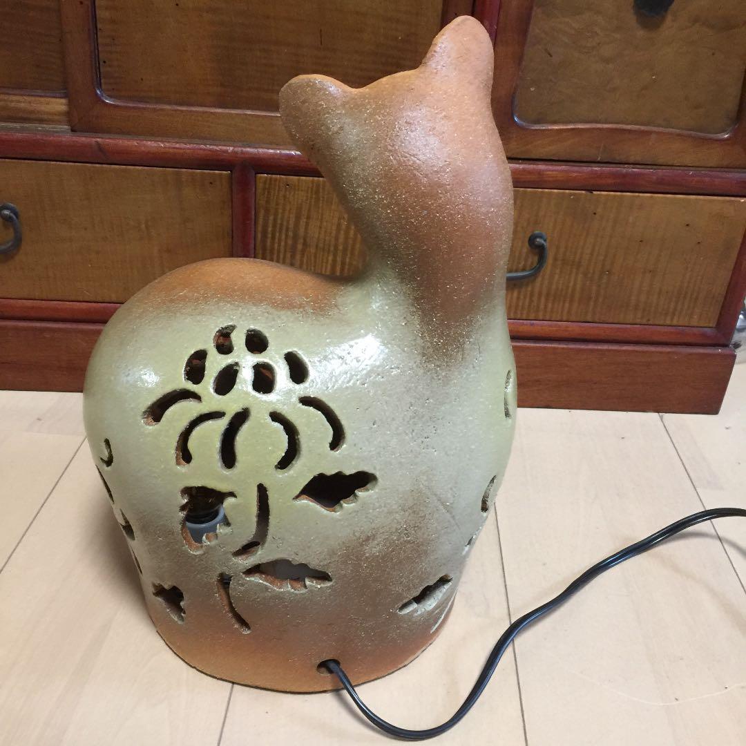 猫のライト 菊柄 陶芸