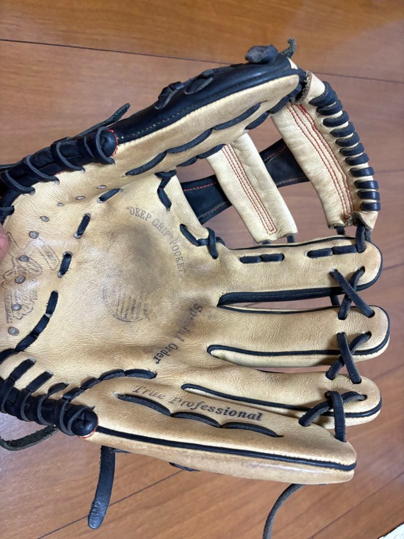 Slugger スマイリーフェイス 内野用　軟式グローブ　※プロ型付け