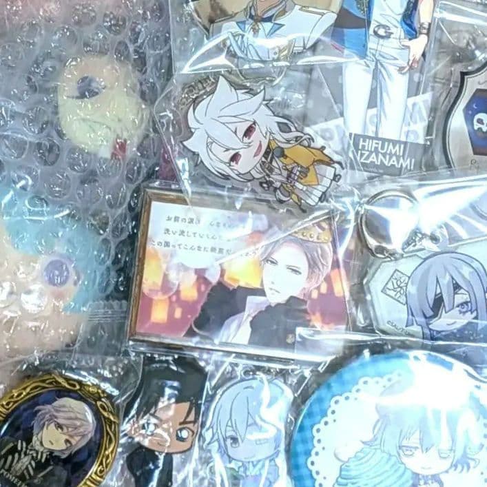 アニメグッズ　大量　まとめ売り　約200点　80サイズ　キャラクターグッズ