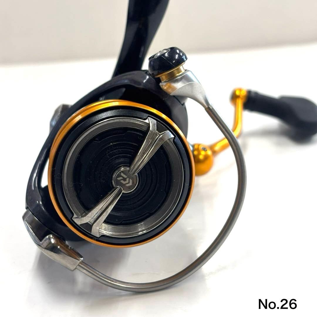 リール No.26 REVROS LT 2500S
