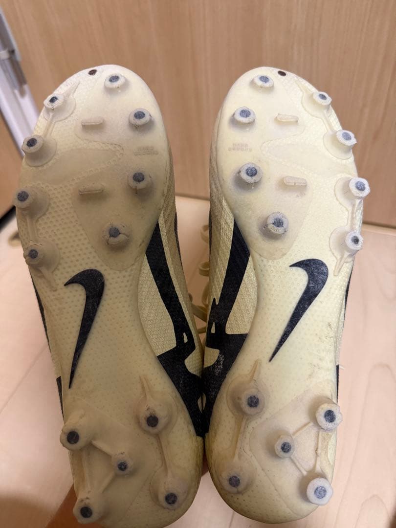 NIKE マーキュリアル ヴェイパー 15