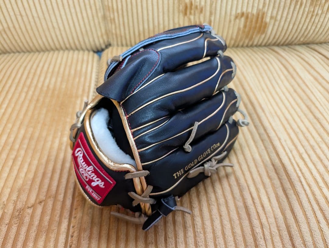 ローリングス　軟式用投手グローブ ウィザード02　山崎康晃投手限定モデル
