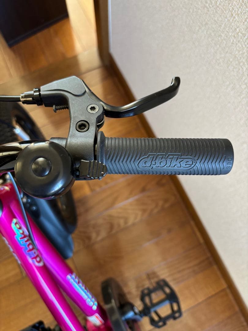 d-bike 子供用自転車 ピンク 補助輪付き　16インチ