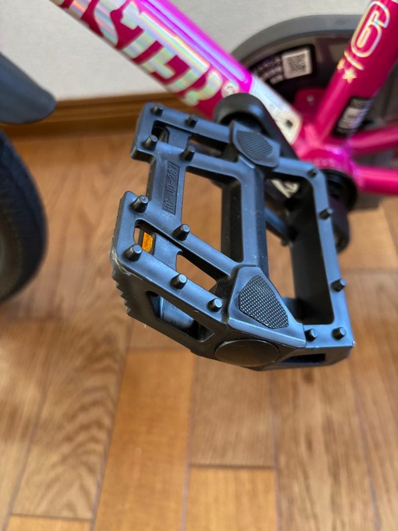 d-bike 子供用自転車 ピンク 補助輪付き　16インチ