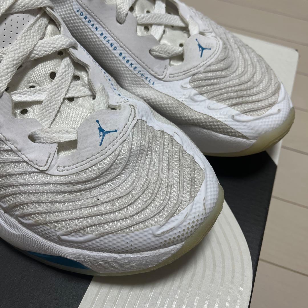 NIKE ルカ1 luka1 ホワイト/ネオターコイズブルー