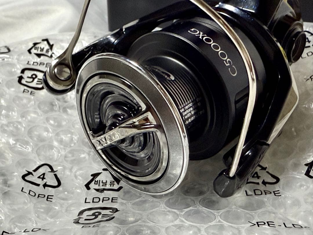 SHIMANO 25 ツインパワー XD C5000XG 新品・未使用