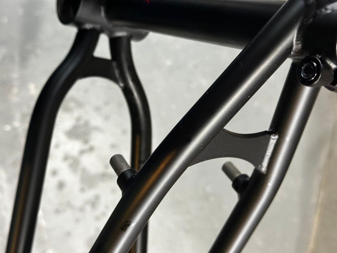 ACADEMY BMXフレーム Desire 21\"