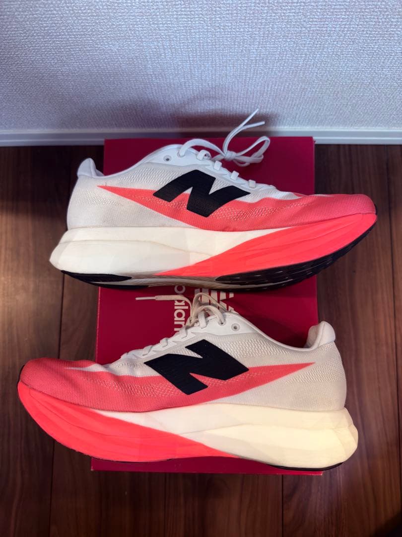 スパイク・シューズ NewBalance FuelCell SuperComp Elite v5