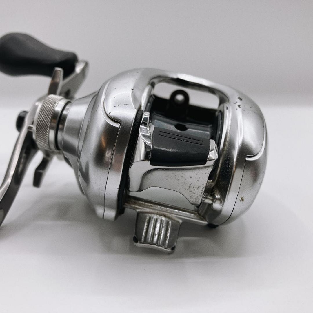 【訳アリ】シマノ 16 メタニウム 左ハンドル ベイトリール SHIMANO