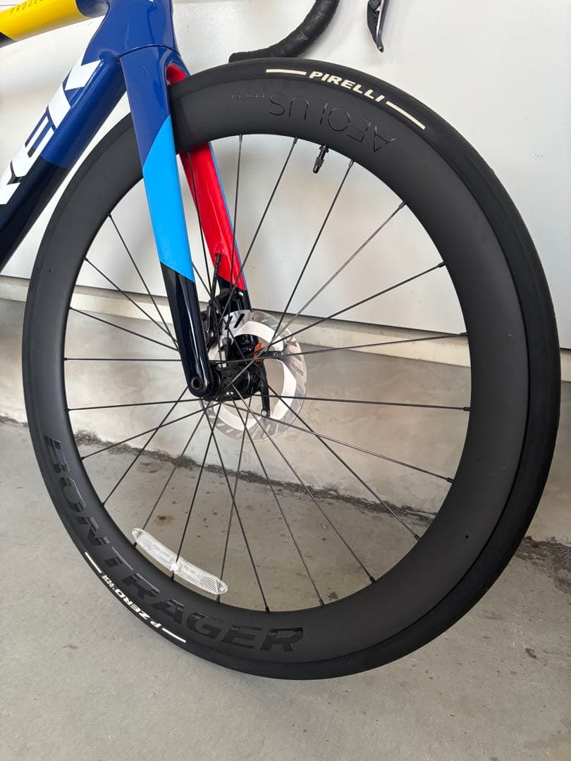 Madone SLR 7 Gen 8 Sサイズ　新品！
