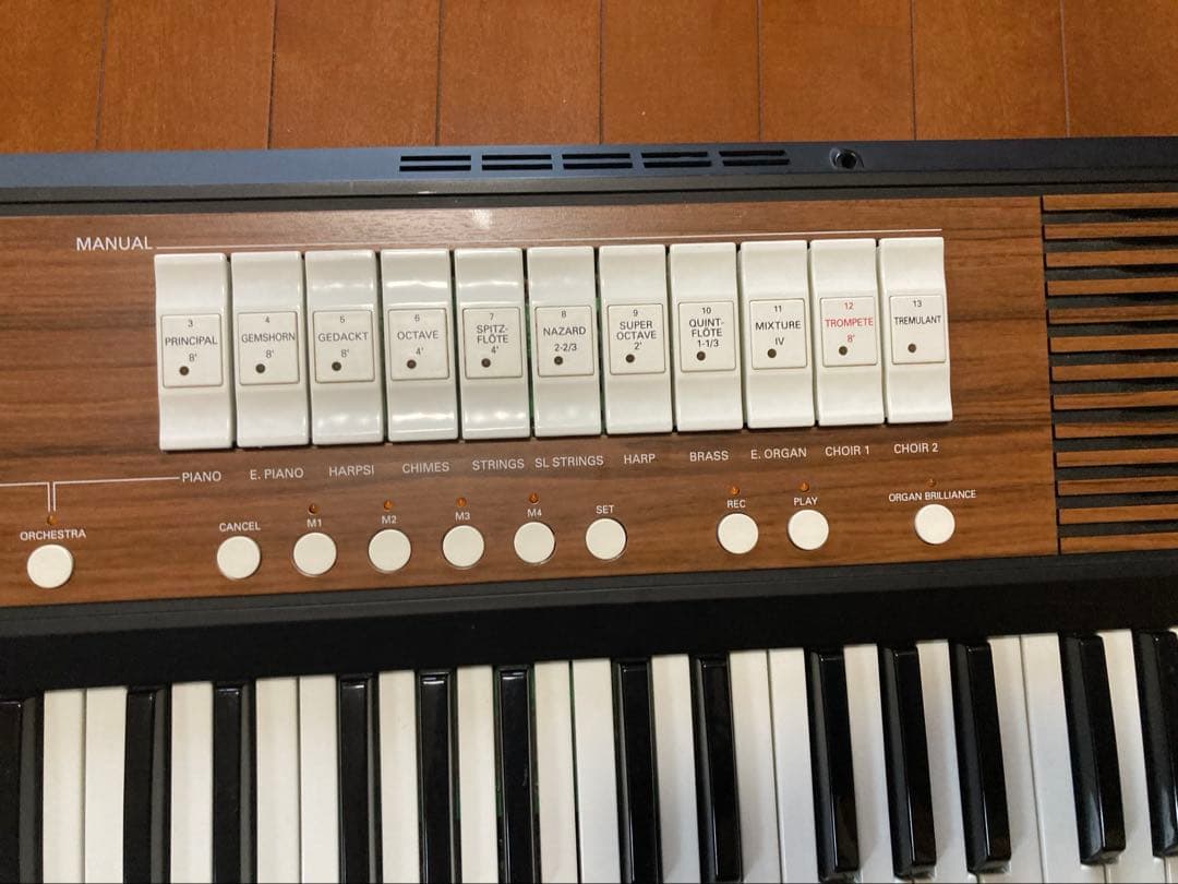 Roland C-180 クラシックオルガン