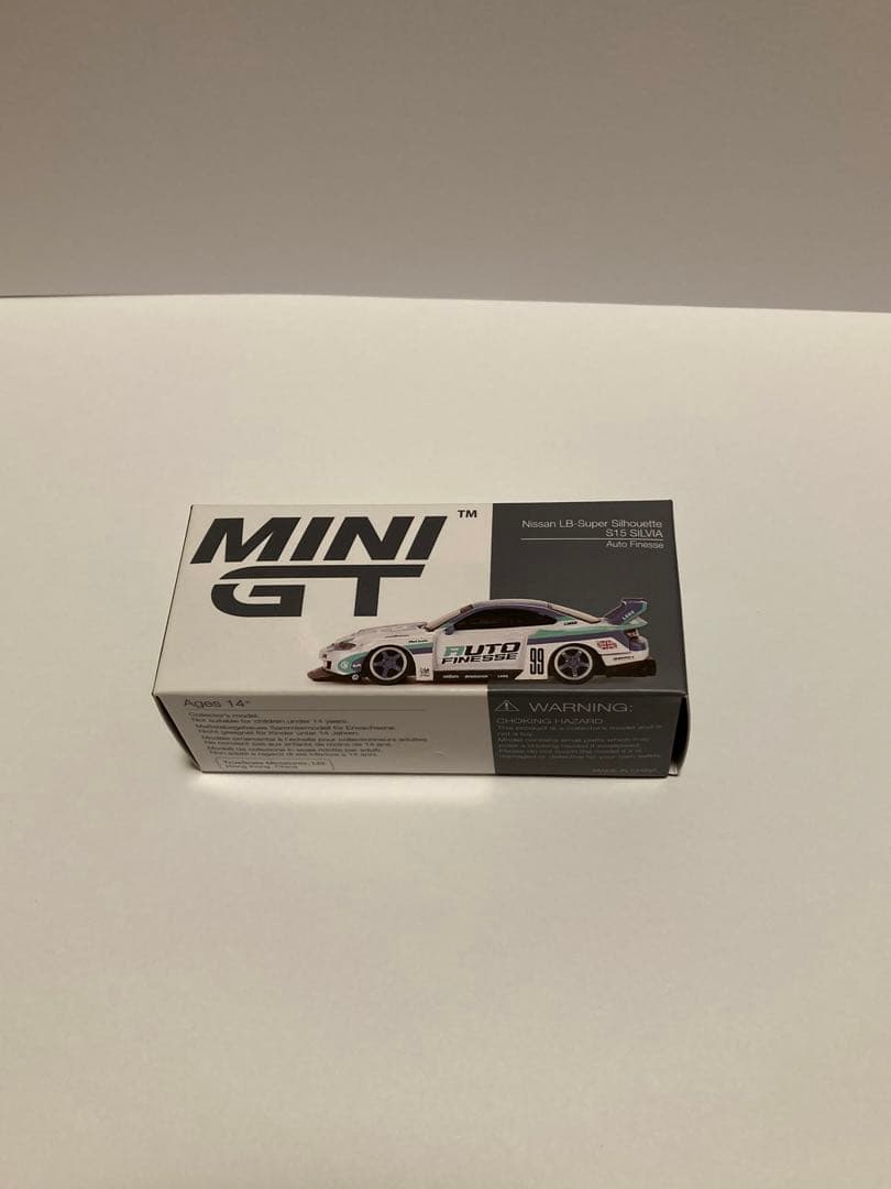 MINI GT シルビア S15