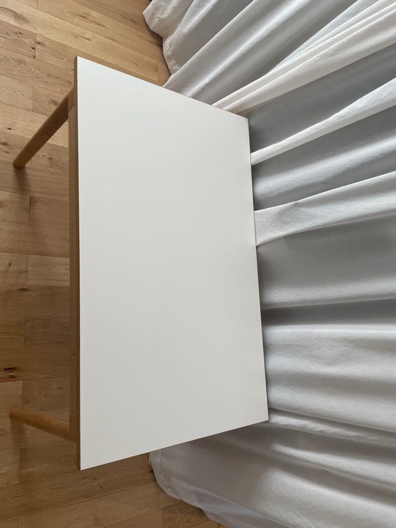 【IDEE】 STILT TABLE 1000 White