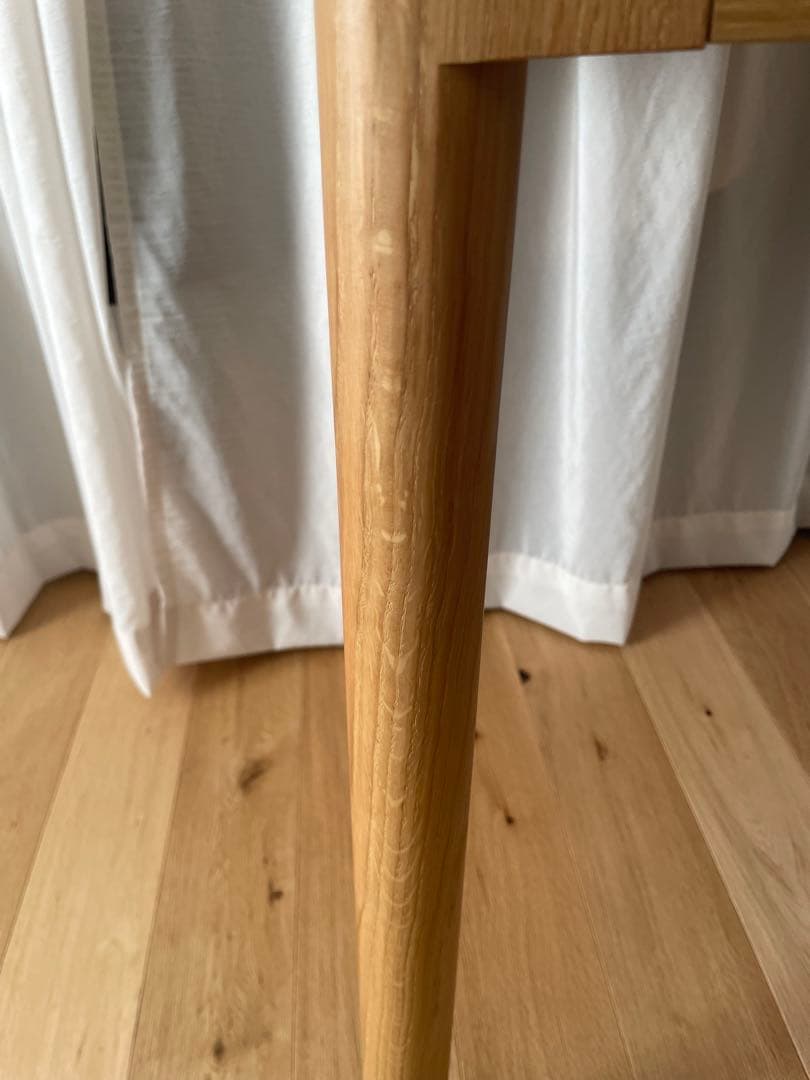 【IDEE】 STILT TABLE 1000 White