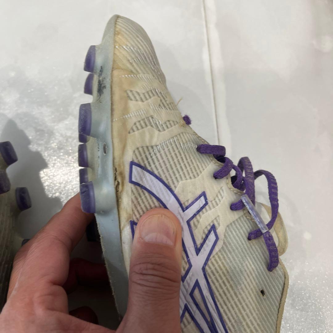 asics アシックス　サッカースパイクホワイト/パープル　サイズ24.5