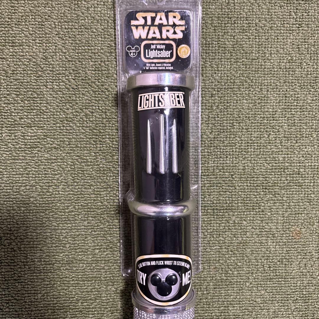 Star Wars Lightsaber ミッキーデザイン
