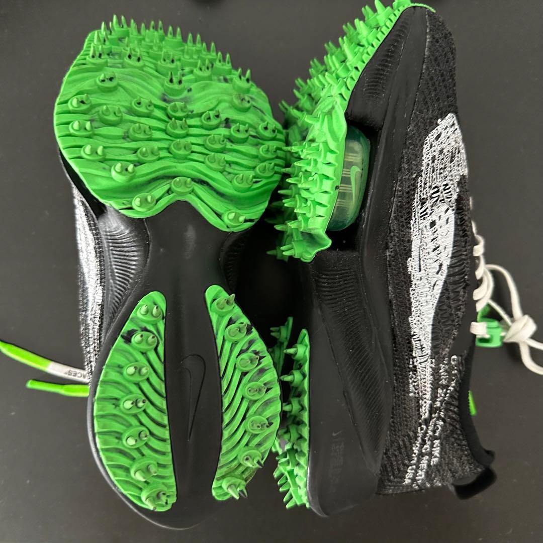 ナイキ x オフホワイト Air Zoom Tempo NEXT% スニーカー