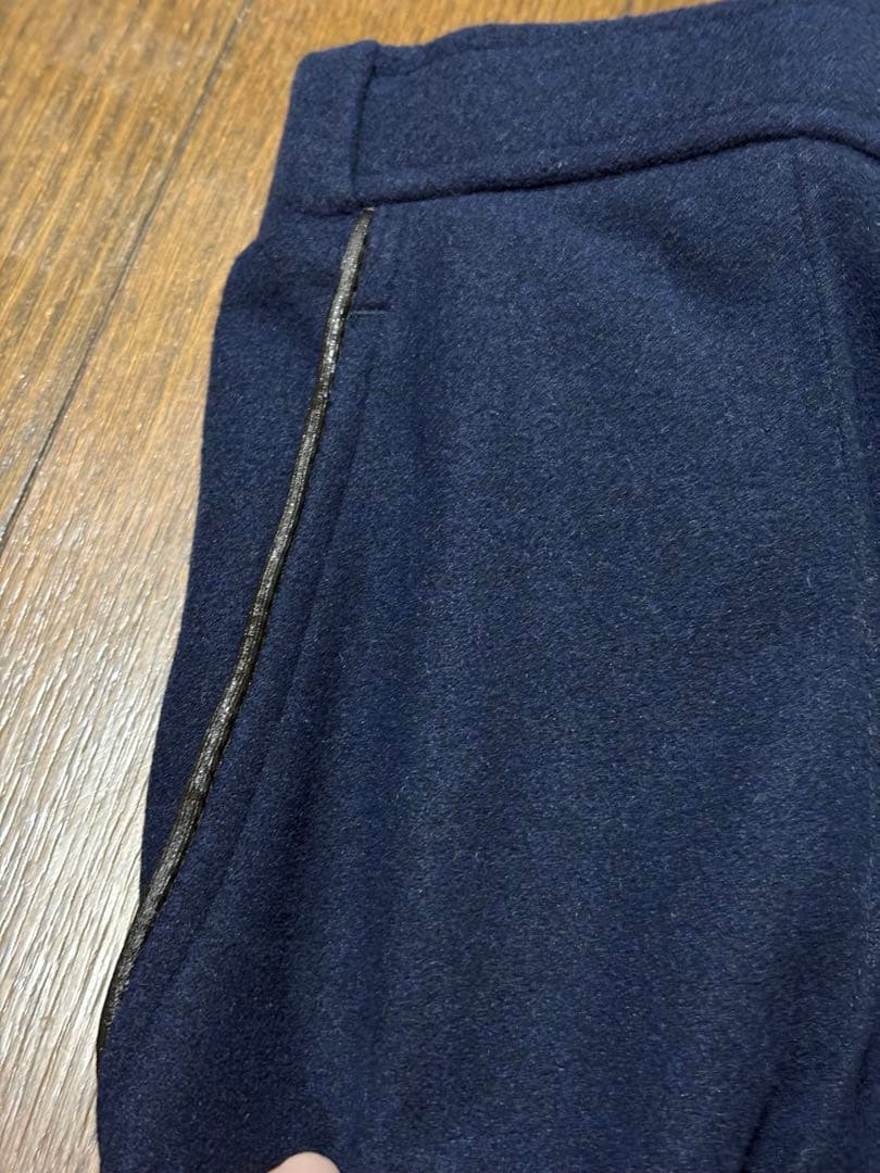 ☆レア商品☆Nike トレーニングパンツ ネイビー
