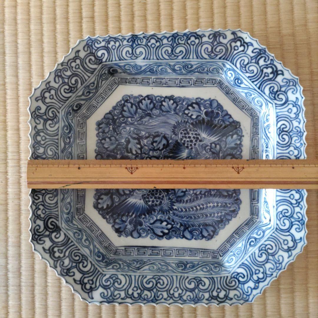 伊万里　線描き　八角形皿 鳳凰