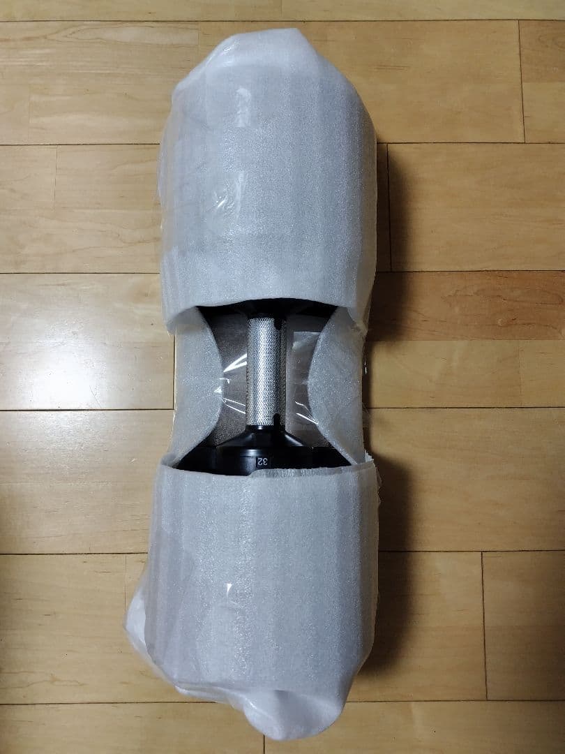 NÜO FLEXBELL 32 可変式ダンベル（4kg目盛り）　横浜②