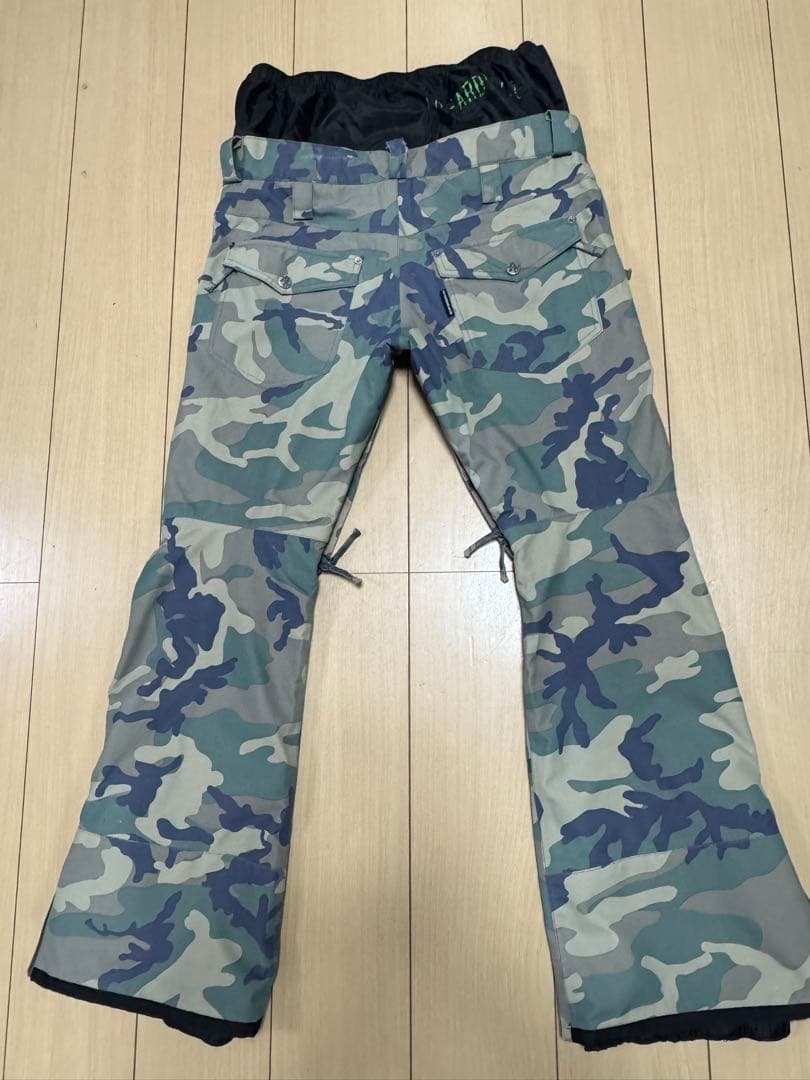 AA HARDWEARE カモ柄パンツL