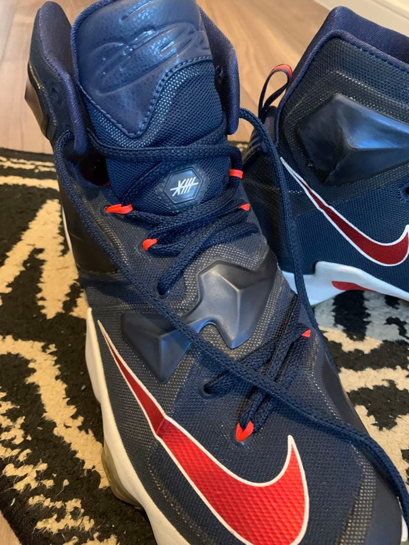 ナイキ NIKE レブロン LEBRON 13 XIII