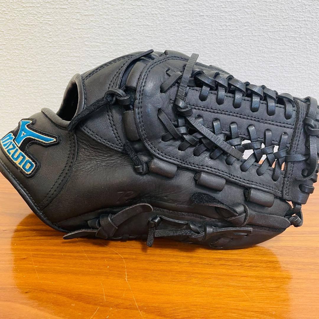 【極美品】MIZUNO ミズノ　ビューリーグ　軟式グローブ　右投げ　即戦力　黒色