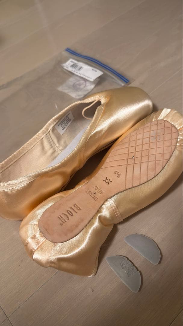 新品(訳アリ)Bloch HERITAGE トゥシューズ 4.5