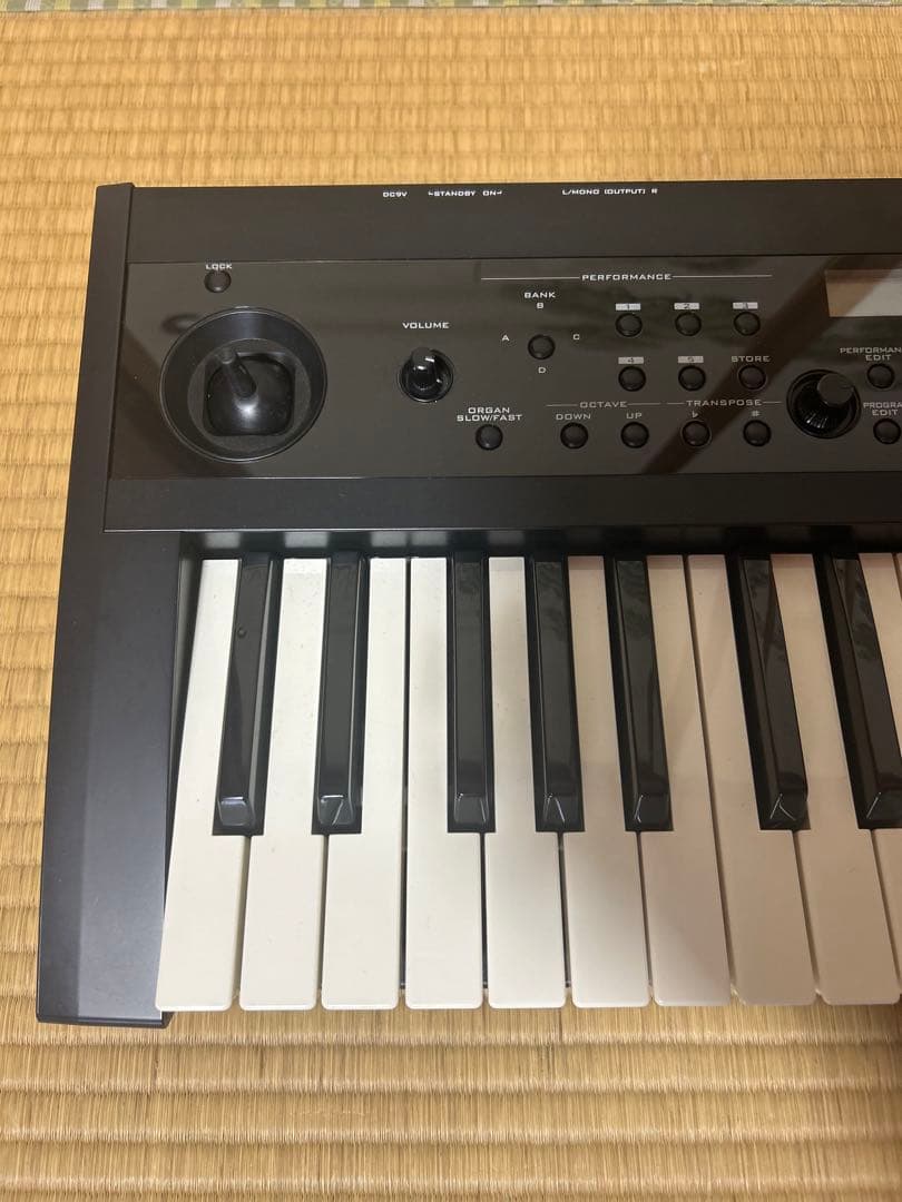 KORG コルグ シンセサイザー PS60