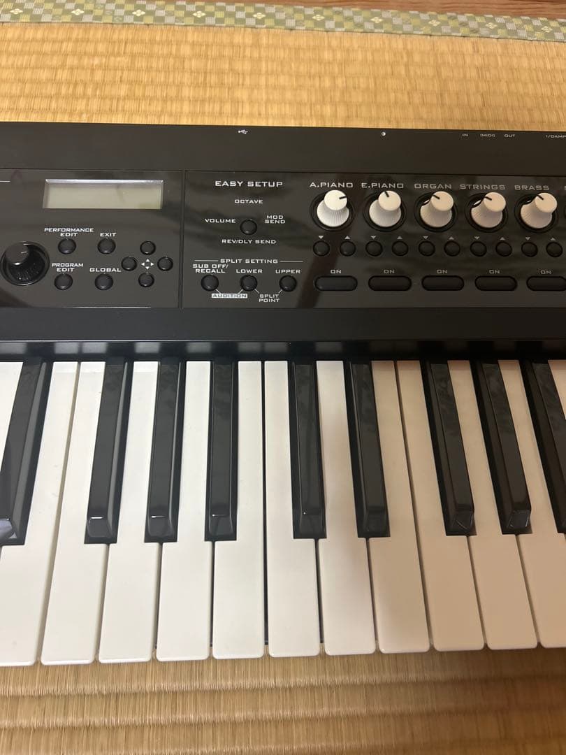 KORG コルグ シンセサイザー PS60