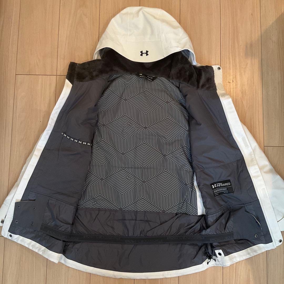 Under Armour レディース スキーウェア スノボジャケット