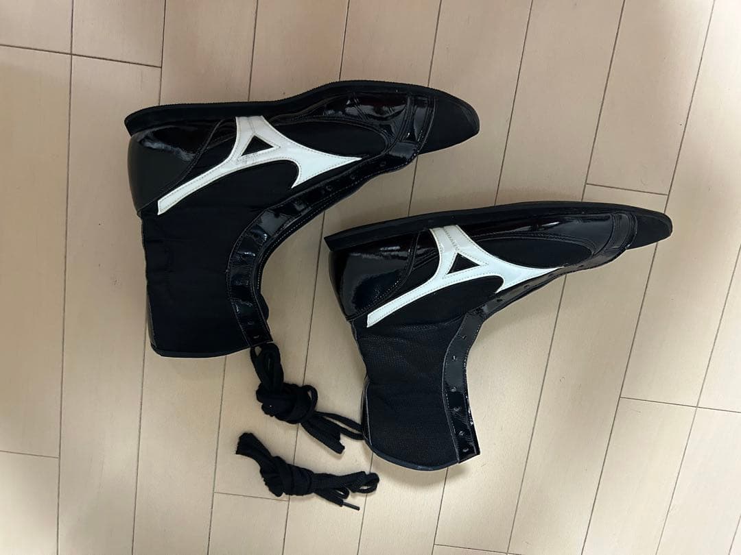 ミズノ　ボクシングシューズ　ミッドカット　フィニッシャー
