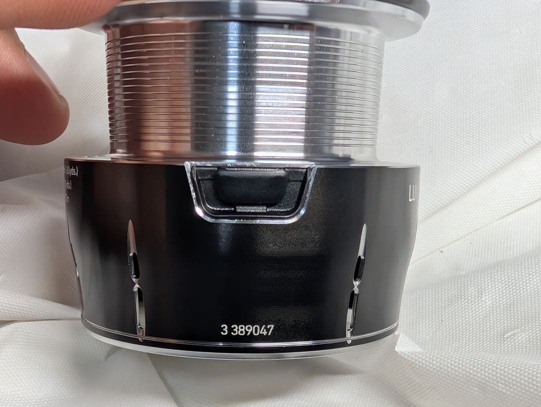 ダイワ　管234GF 24ルビアス PC LT3000-XH　純正スプール 美品