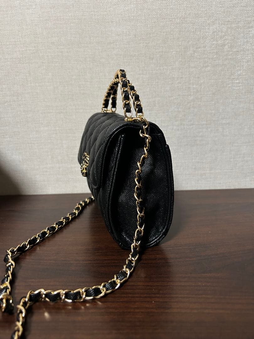 CHANEL ノベルティ ブラックレザー ショルダーバッグ