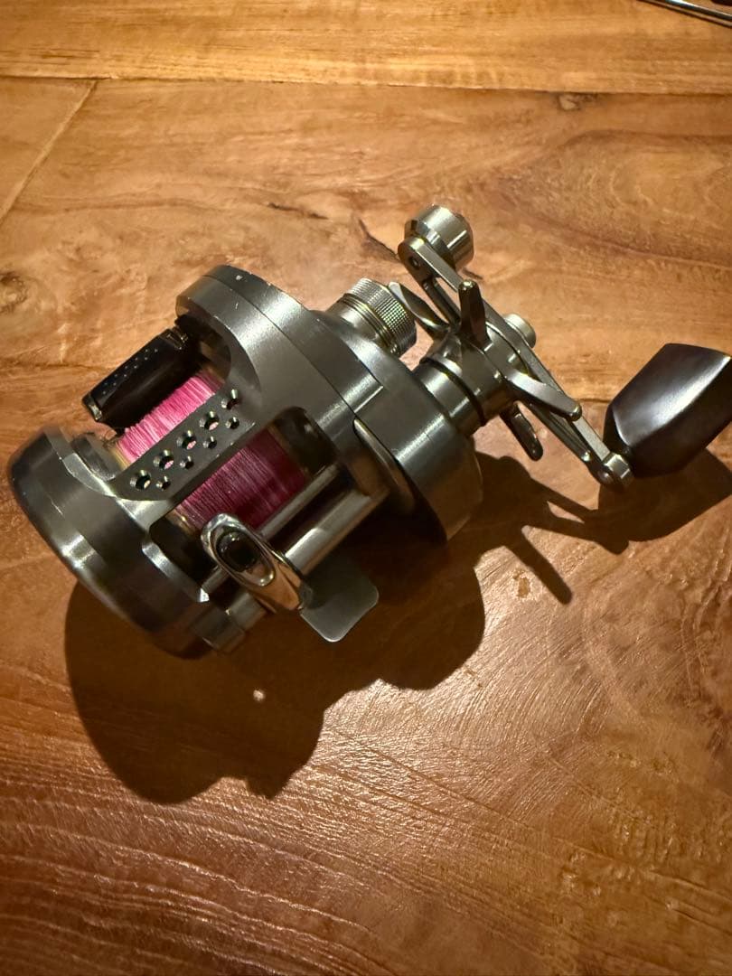 SHIMANO 17カルカッタコンクエストBFS LEFT
