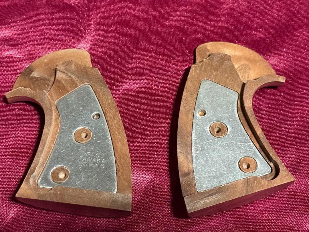 新品 タナカ　純正　コルトパイソン用　オーバーサイズ 木製グリップ＋Weight