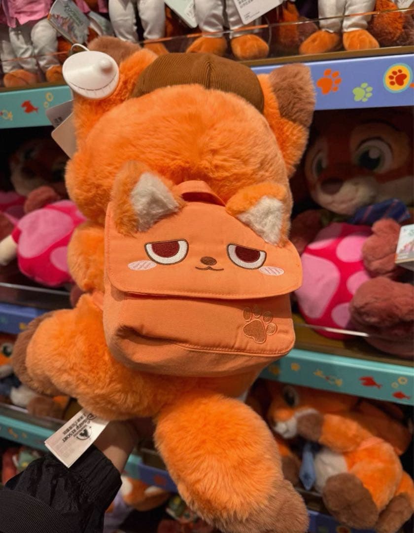 上海ディズニー 小さい旅人　ズートピア ニックぬいぐるみ
