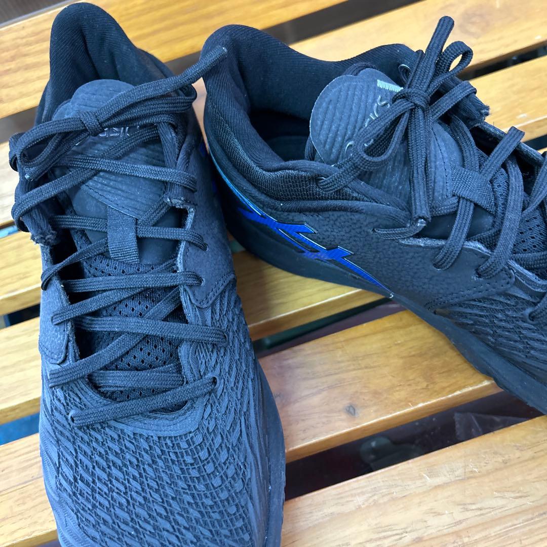 週末お値下げ♬ASICS UNPRE ARS ブラック/ブルー　27.5㎝