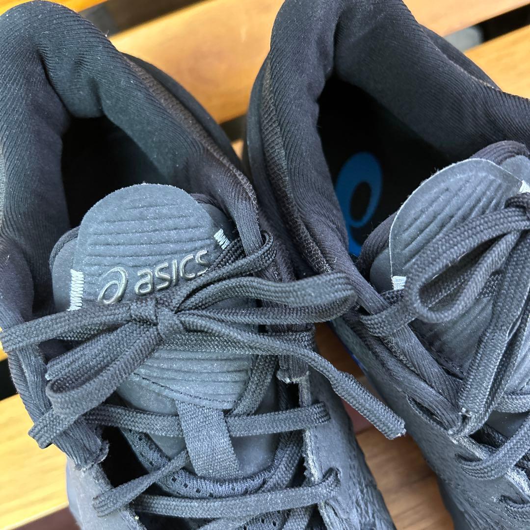 週末お値下げ♬ASICS UNPRE ARS ブラック/ブルー　27.5㎝