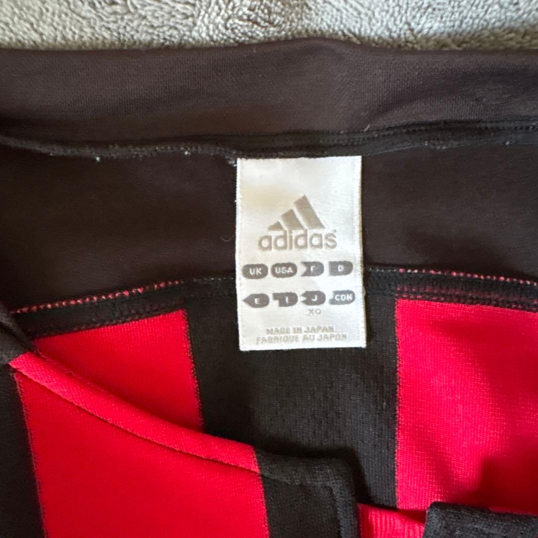 adidas 赤黒 ストライプ 長袖ウェア