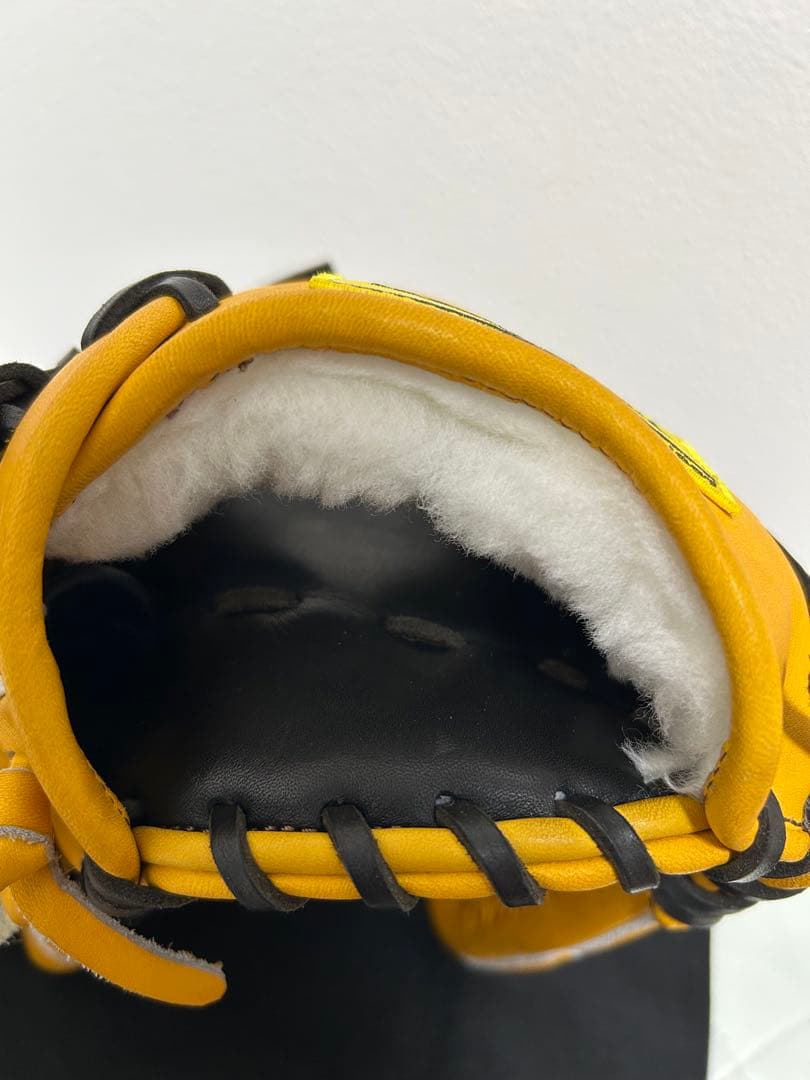 今週末まで値下げ！！Rawlings wizard02 一般軟式　ゴールドタン