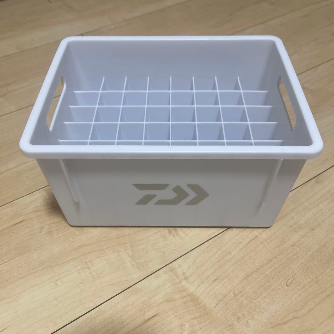 YAMASHITA エギ2.5号　24個セット DAIWA収納ボックス付き
