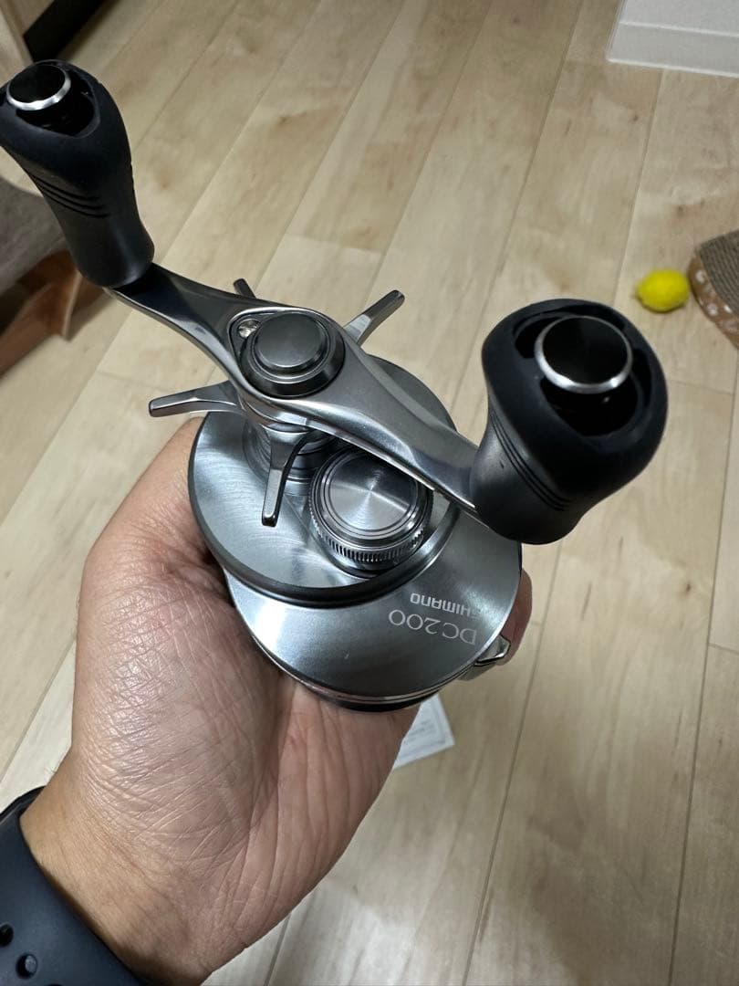 カルカッタコンクエストDC 200HG ベイトリール