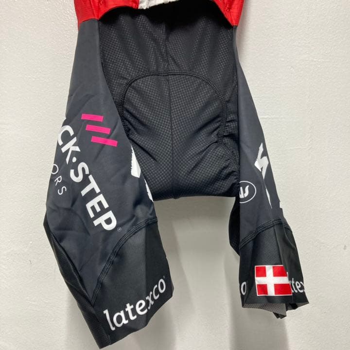 選手支給品 ドゥクーニンククイックステップ デンマークチャンプ ロードスーツ