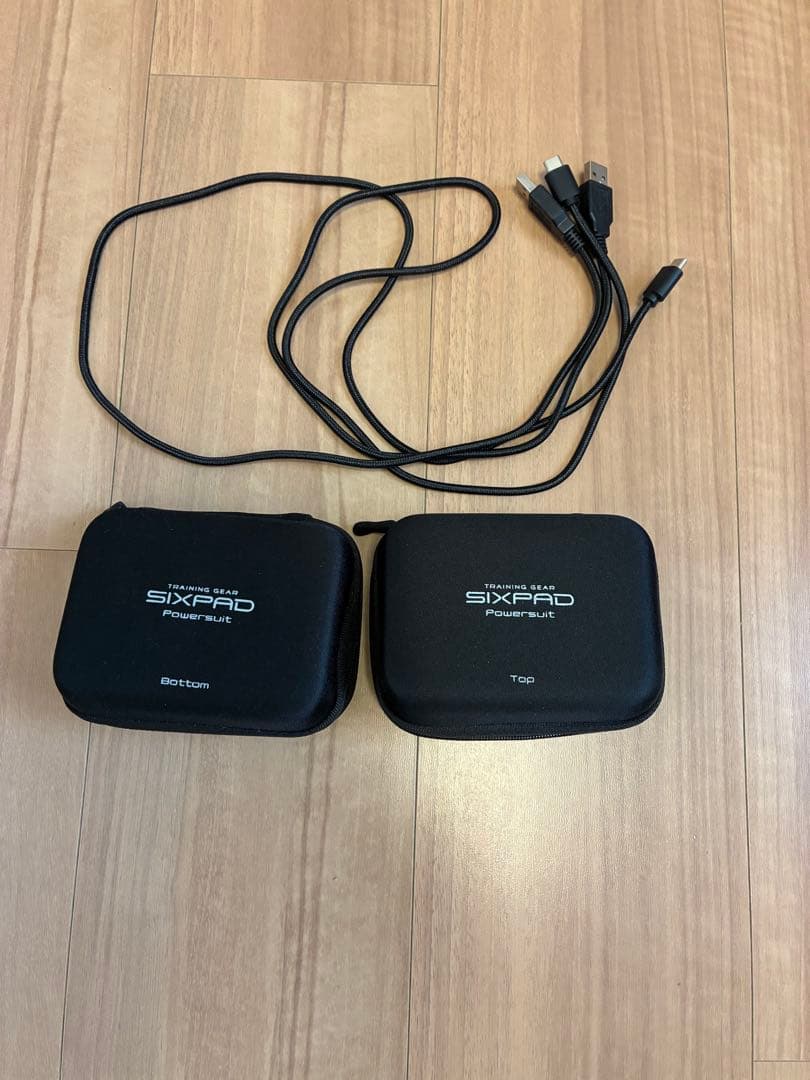 SIXPAD パワースーツ Sサイズ レディース　上下セット