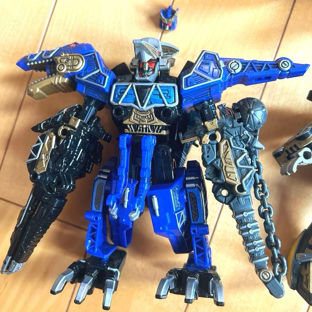 騎士竜戦隊リュウソウジャー＆トバスピノ＆プテライデンオー　ミニプラ（塗装あり）
