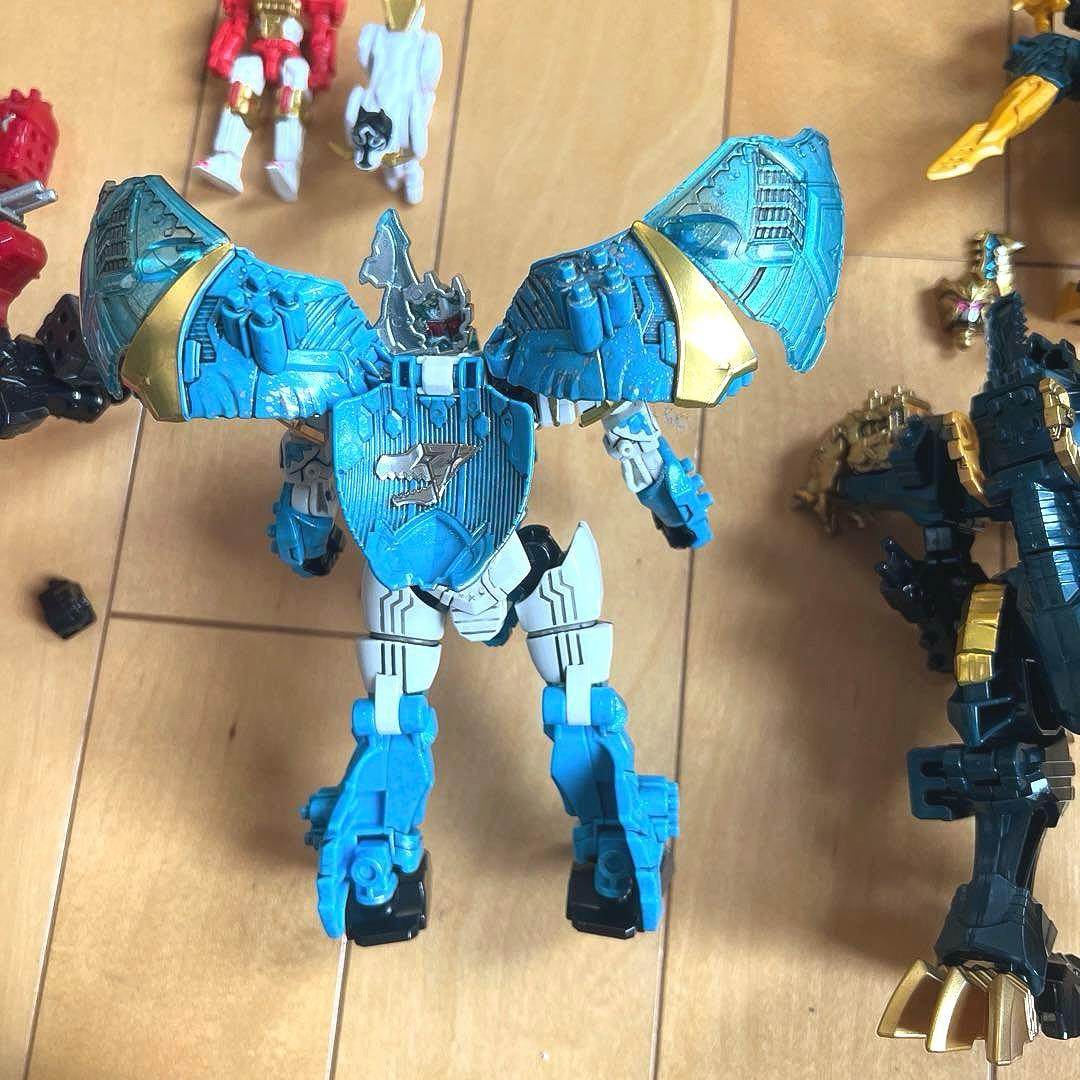 騎士竜戦隊リュウソウジャー＆トバスピノ＆プテライデンオー　ミニプラ（塗装あり）