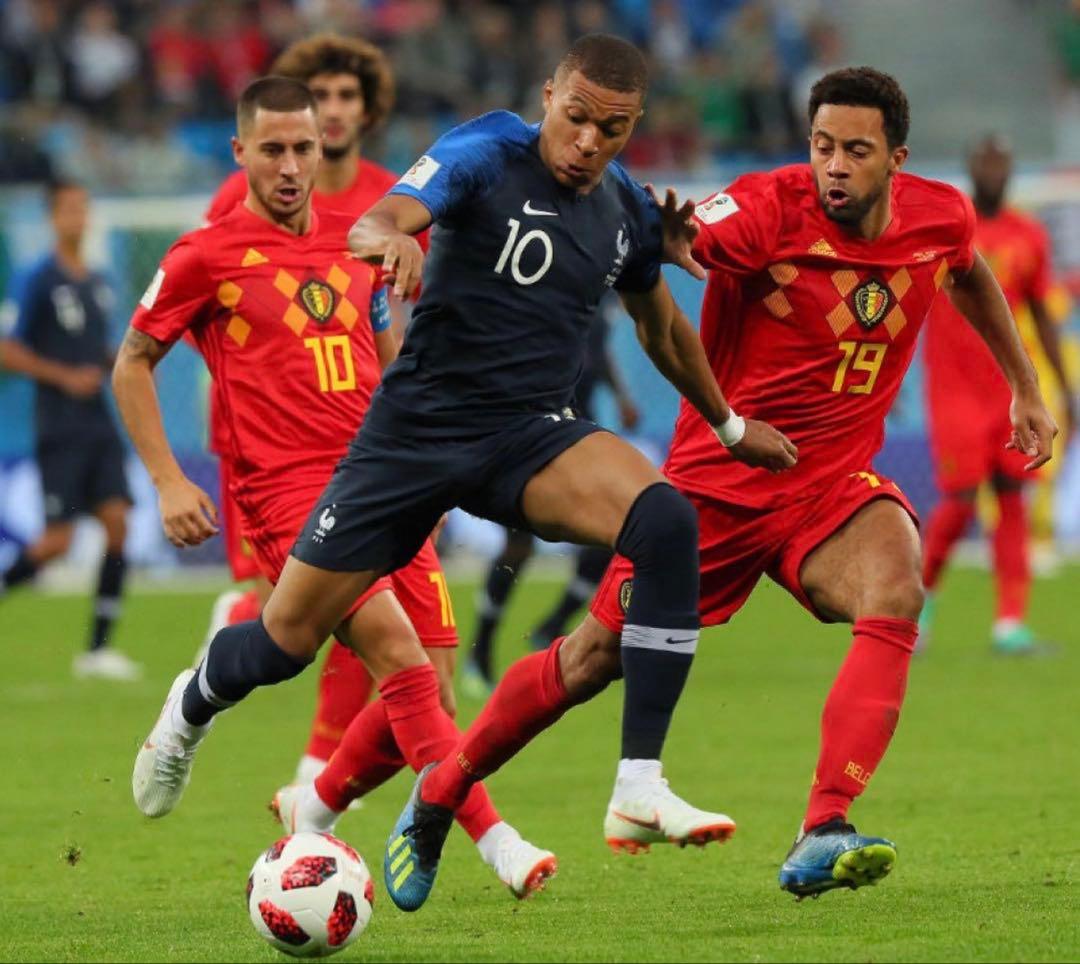 2018年ワールドカップフランス代表エムバペユニホーム
