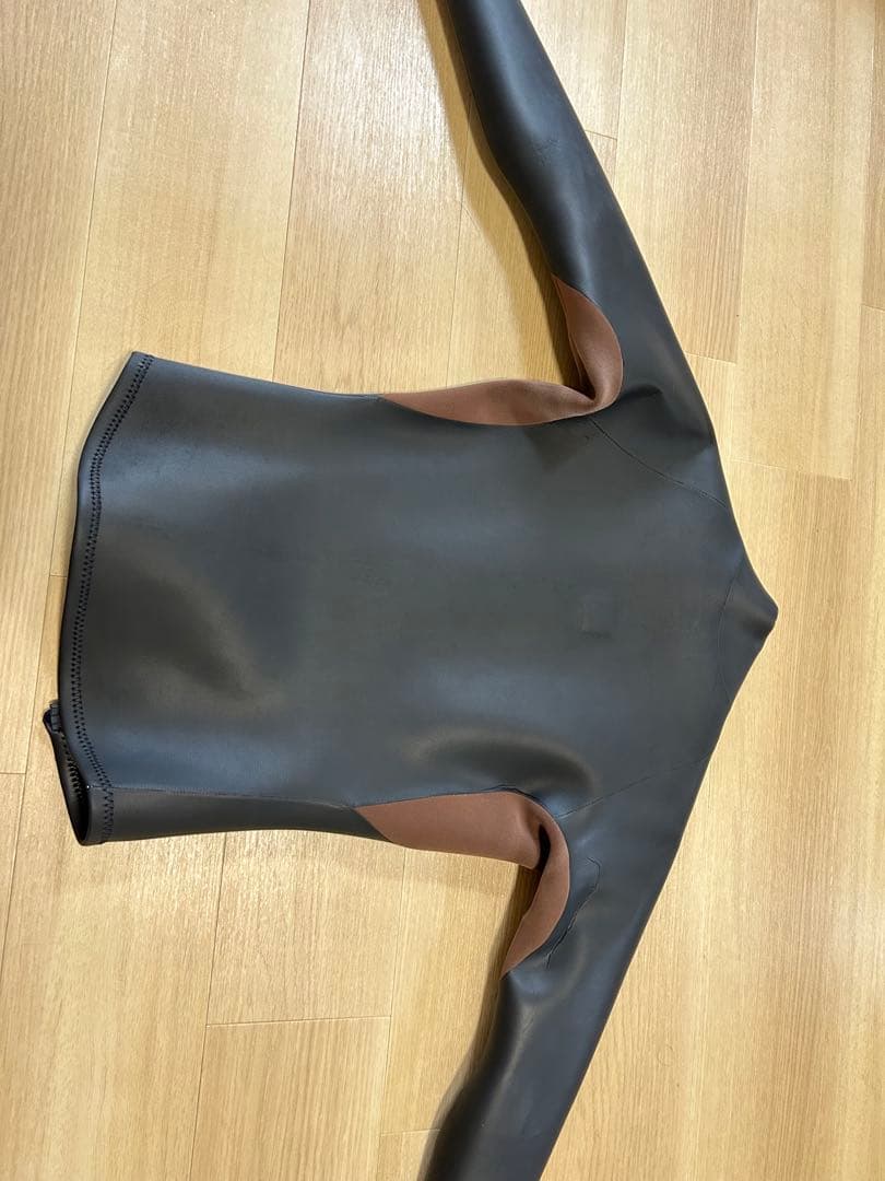 サーフィン・ボディボード MOON WETSUITS